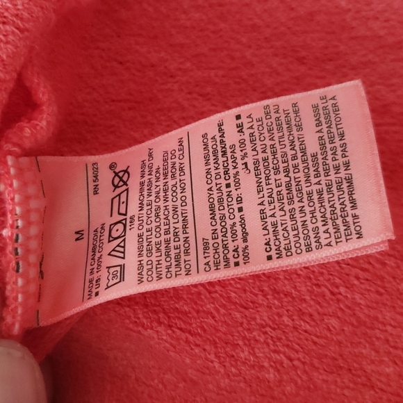 Old Navy top size medium NWOT - Picture 4 of 4